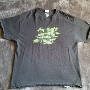 Undefeated x Champion XL Tshirt